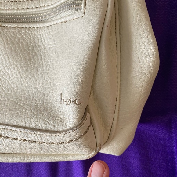 B.O.C. Born Concepts oyster white leather shoulder/cross body purse - Picture 7 of 8